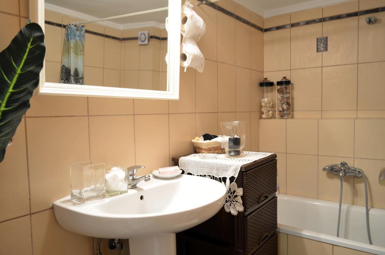 Delmare Dion Apartment Салоники Экстерьер фото