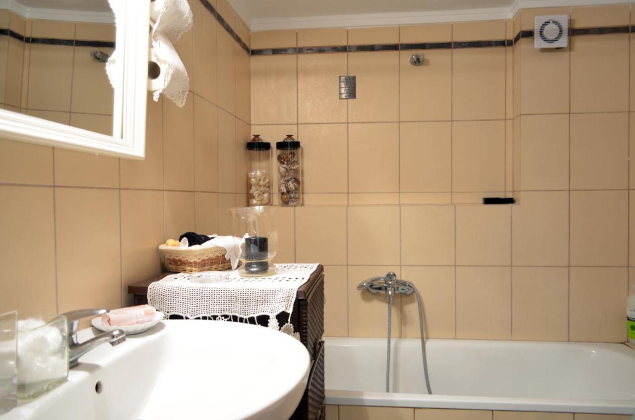 Delmare Dion Apartment Салоники Экстерьер фото